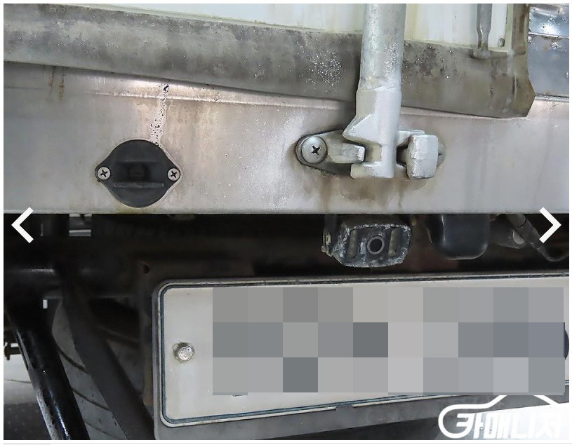 봉고3 냉동탑 후면 도어 하단 실물 확인